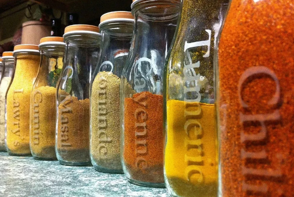 激光打標(biāo)調(diào)料瓶，讓您的生活有滋有味