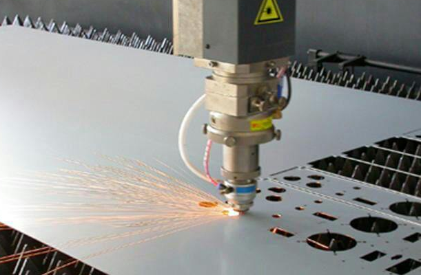 激光切割廚衛(wèi)設(shè)備，簡單高效易操作